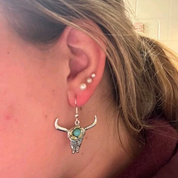 Boho longhorn western turquoise beaded earrings - Picture 10 of 11